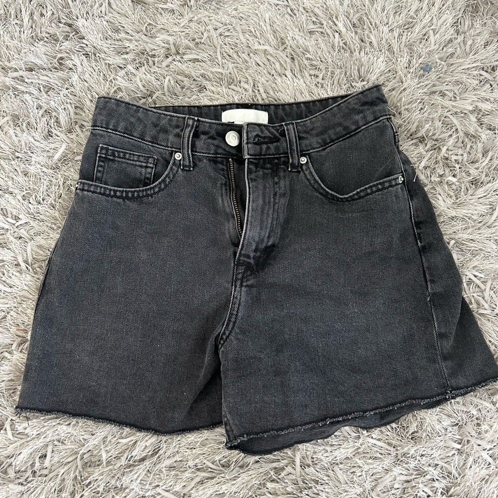 H&M denim shorts
